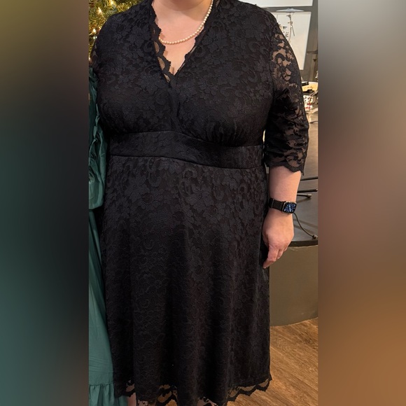 Kiyonna Mademoiselle Black Lace Dress - Picture 4 of 5